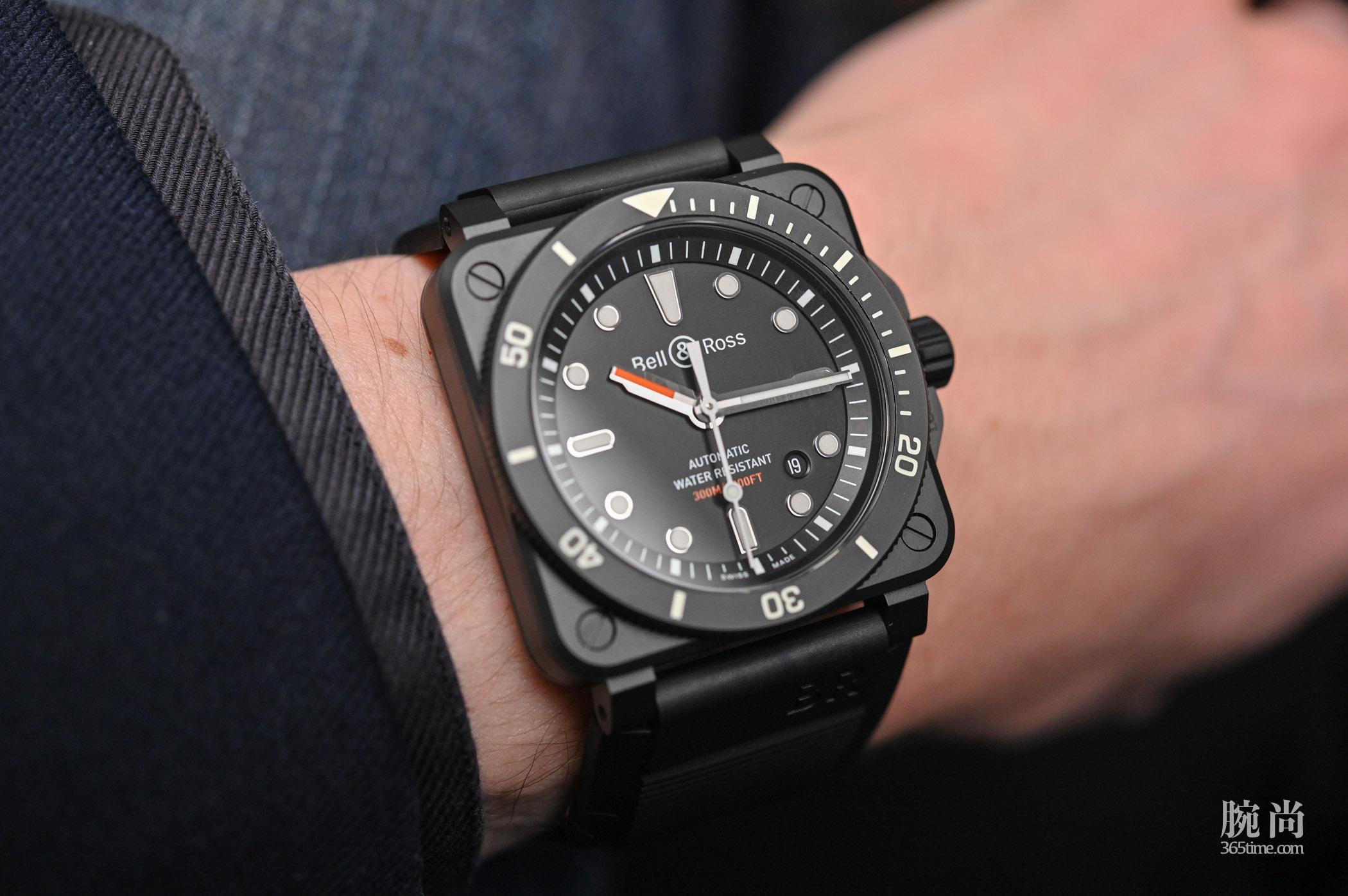 Bell-Ross-BR-03-92-Diver-Black-Matte.jpg