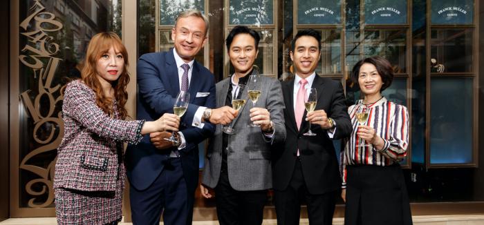 FRANCK MULLER 法穆蘭全新專賣店進(jìn)駐上海南京西路?,亞太區(qū)品牌大使張智霖?fù)?dān)任剪彩嘉賓共賀精彩一刻