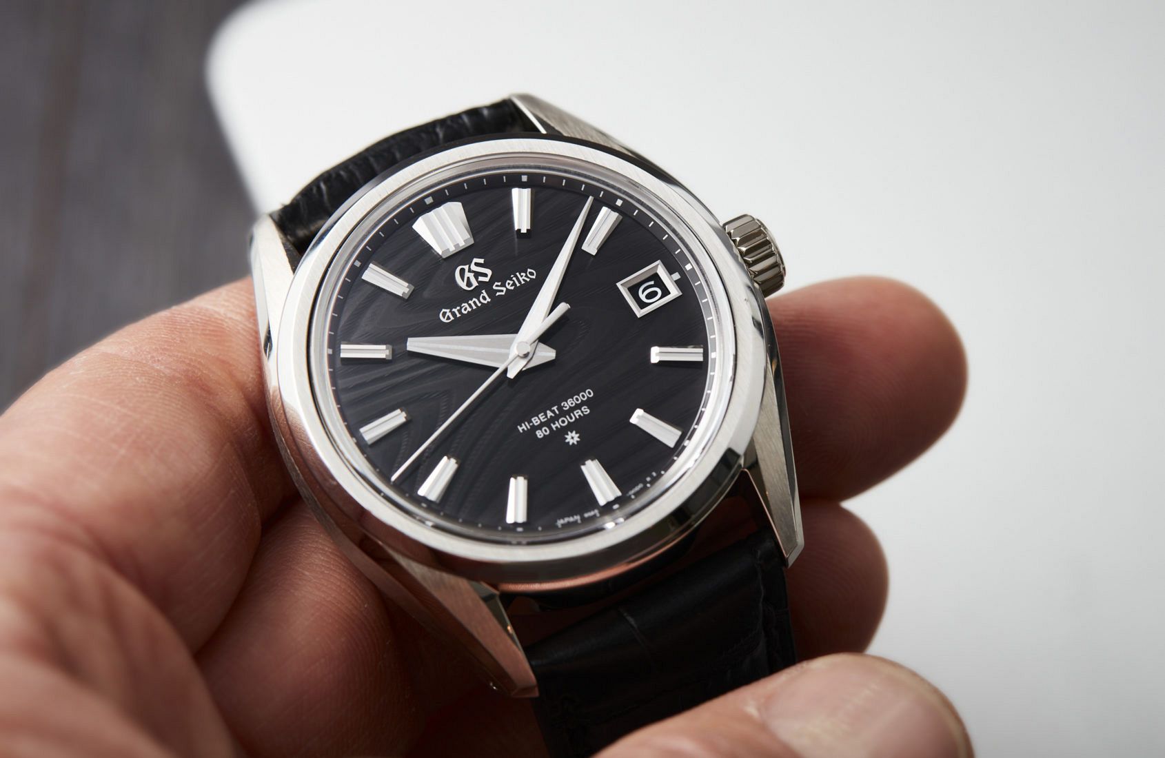 Grand-Seiko-SLGH007J-17307-e1614202526253.jpg
