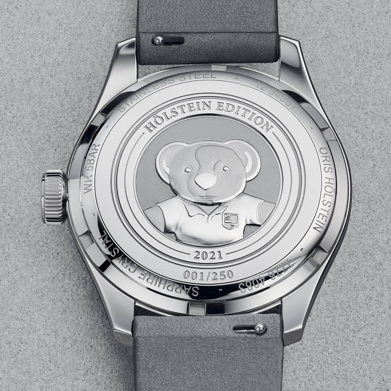 Oris-Holstein-Edition-2021-Limited-Edition-In-House-Calibre-403-403-7776-4083-Set-4.jpg