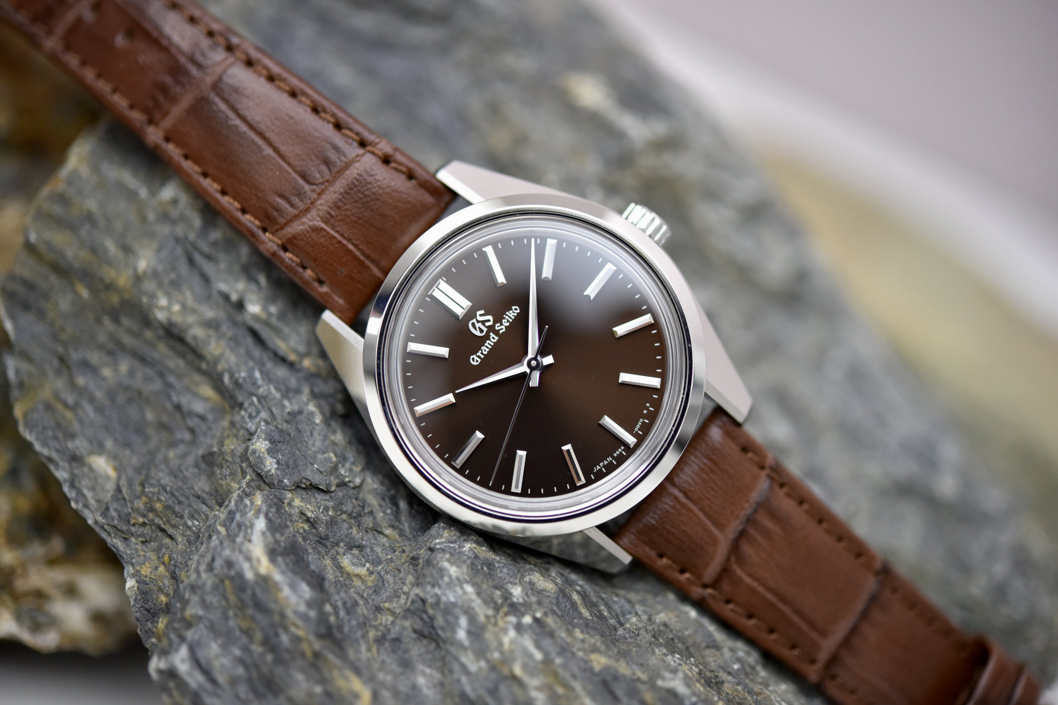 Grand-Seiko-Heritage-Collection-44GS-SBGW291G-SBGW293G-9.jpeg