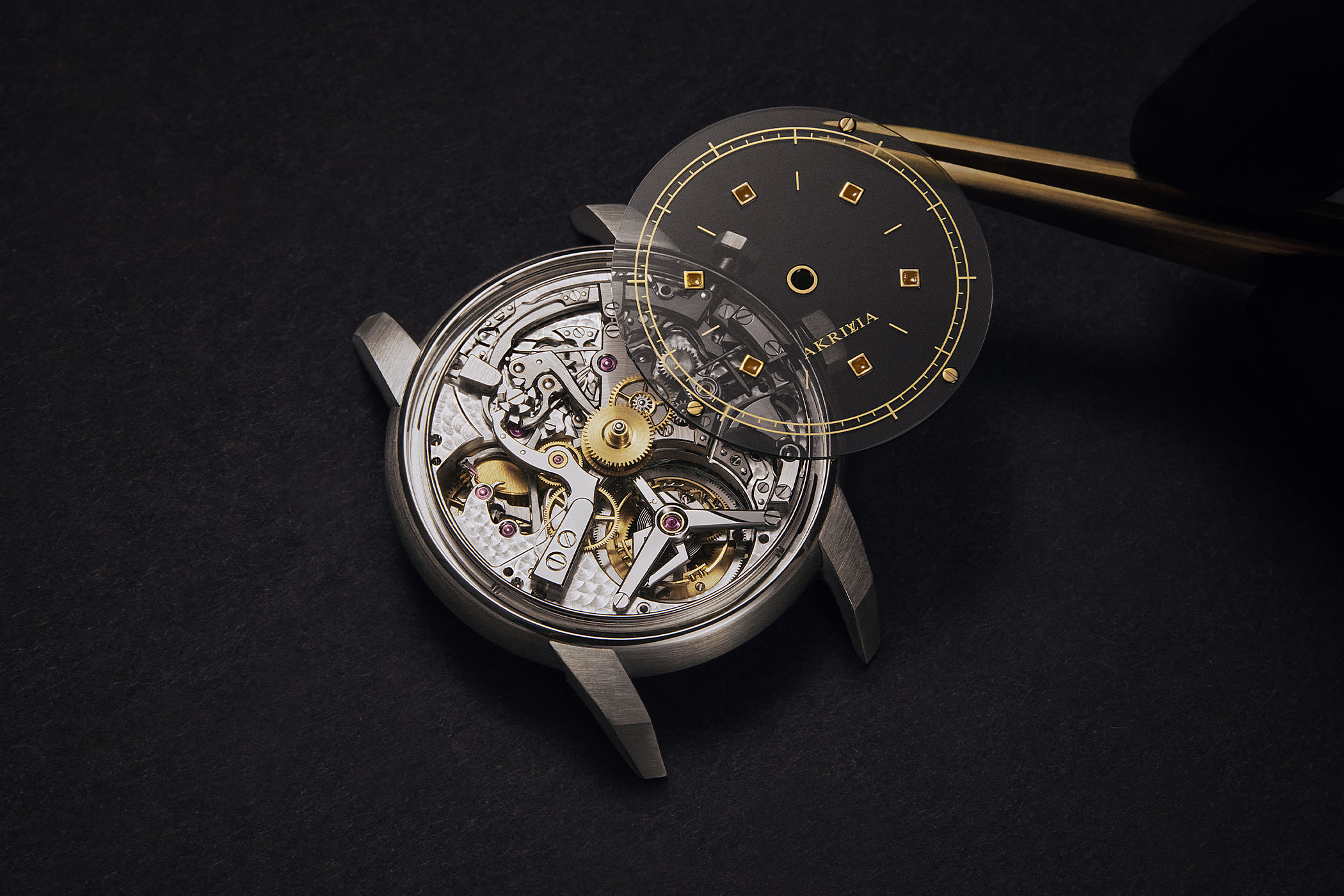 Louis-Vuitton-x-Akrivia-LVRR-01-Chronographe-a-Sonnerie-Rexhep-Rexhepi-1.jpeg