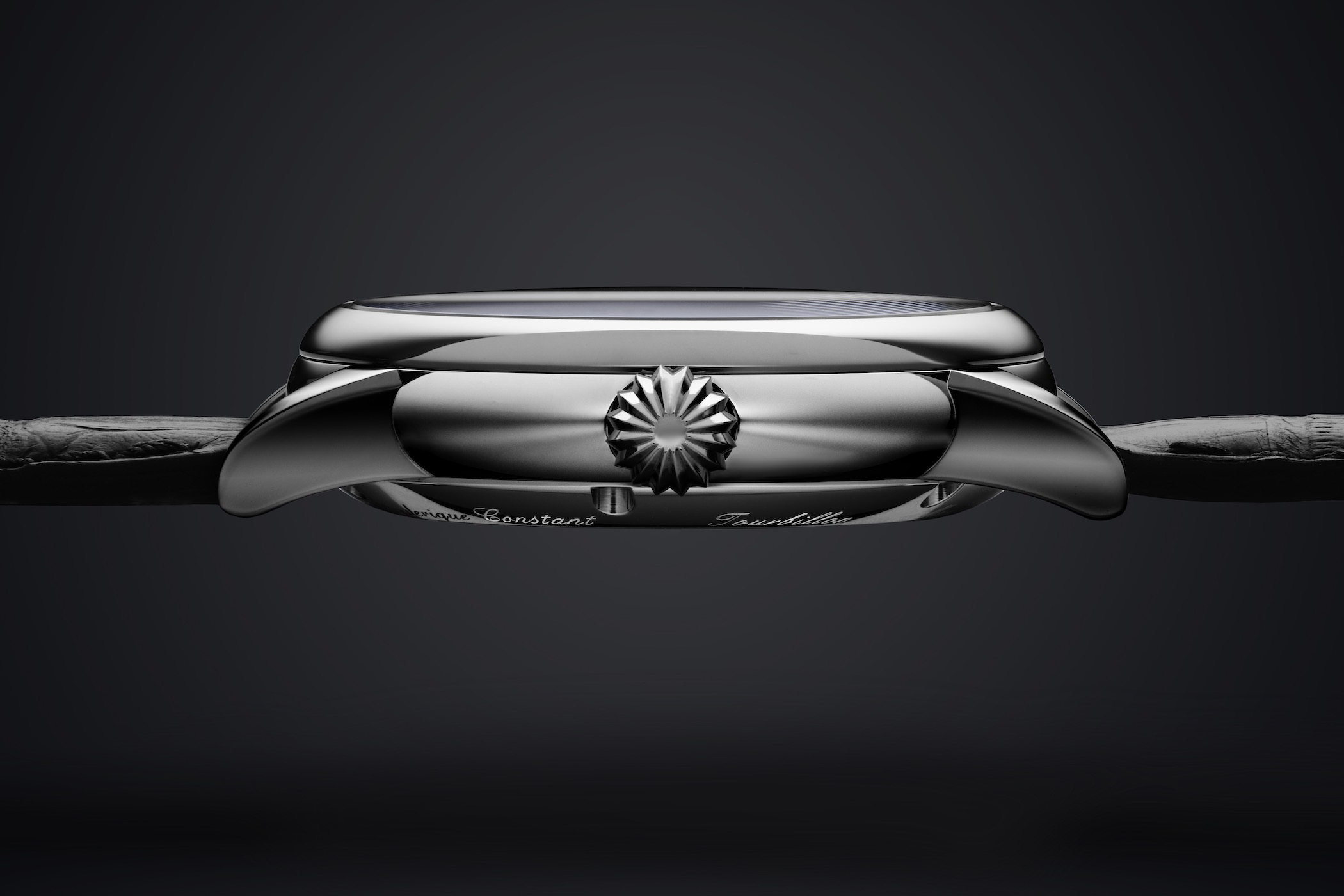 Frederique-Constant-Classic-Tourbillon-Meteorite-Manufacture-Platinum-limited-edition-6.jpeg