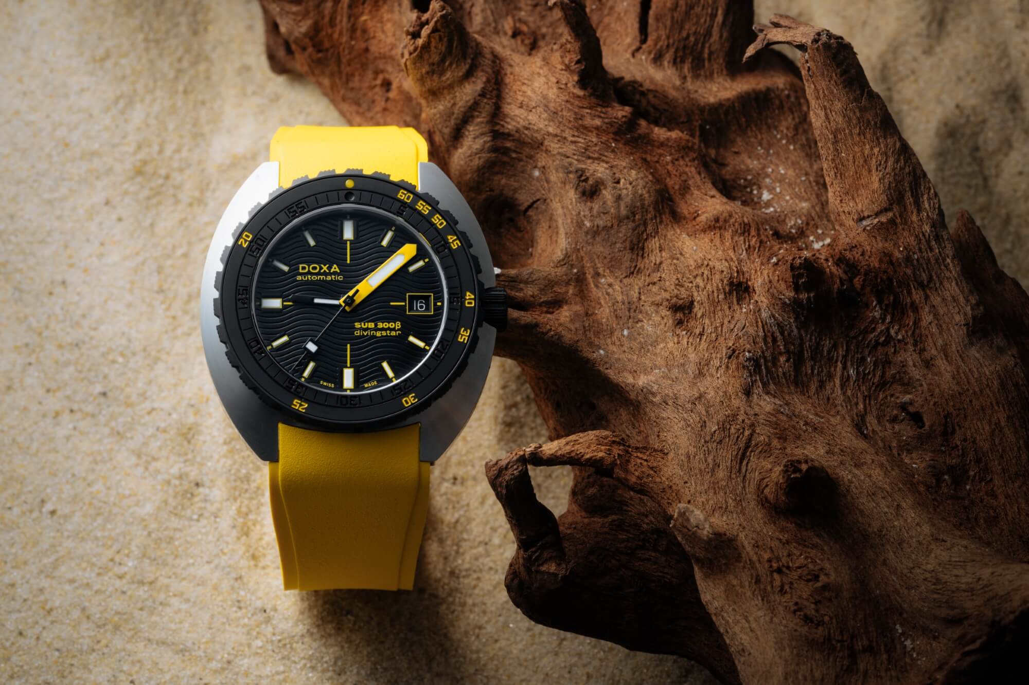 Doxa-SUB300-Beta-7.jpeg