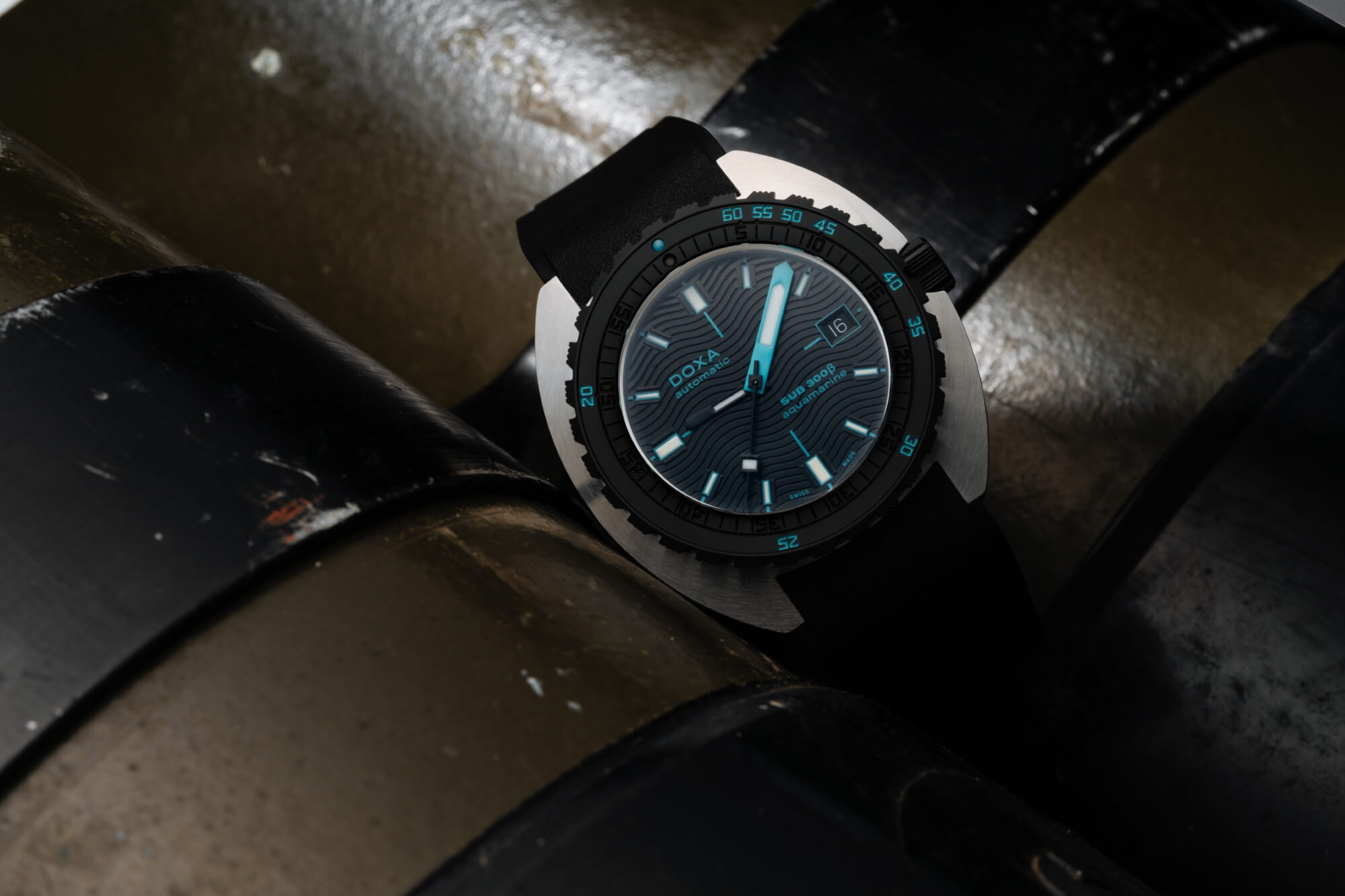 Doxa-SUB300-Beta-8.jpeg