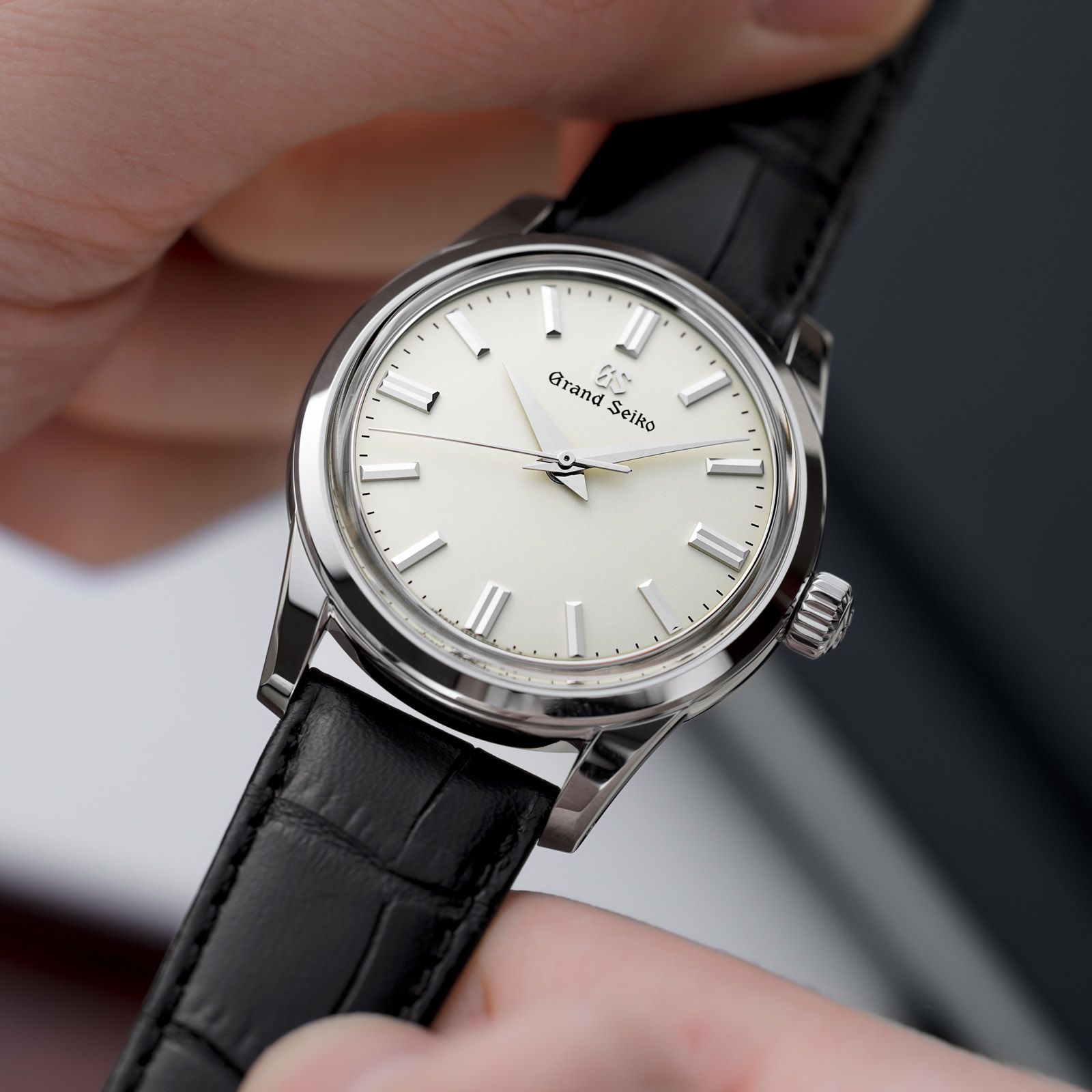 Grand Seiko推出手動上鏈腕表SBGW301和SBGW305