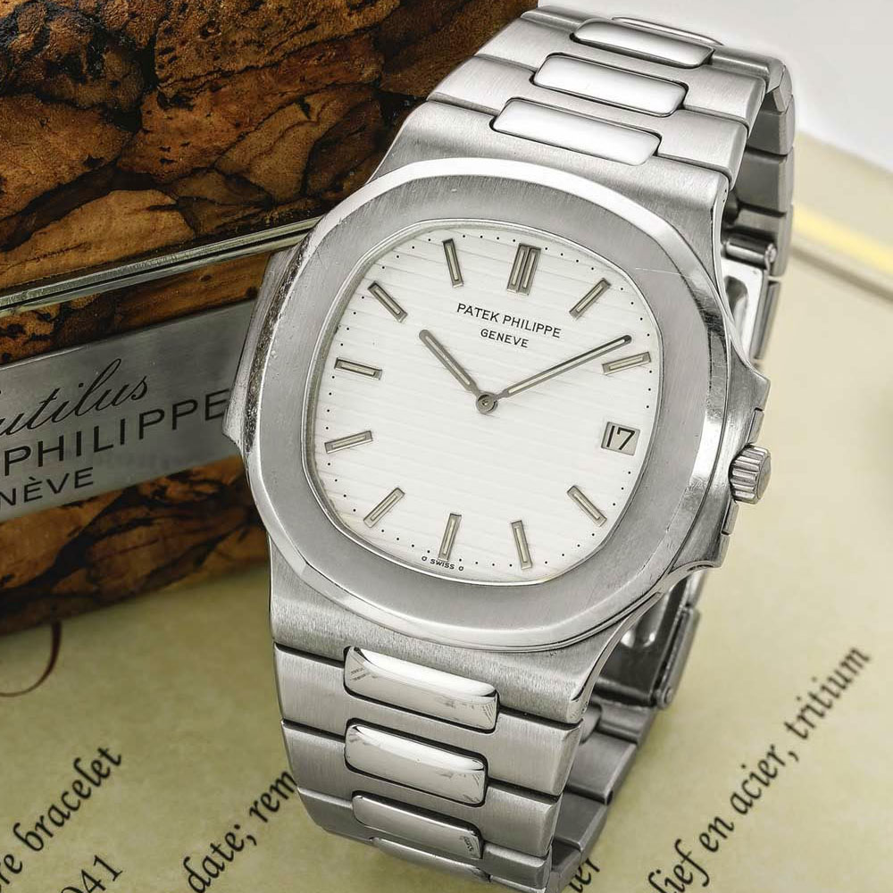 Patek-Nautilus-3700-albino-white-dial-steel-prototype-1978-Patek-Philippe-Nautilus-history.jpg