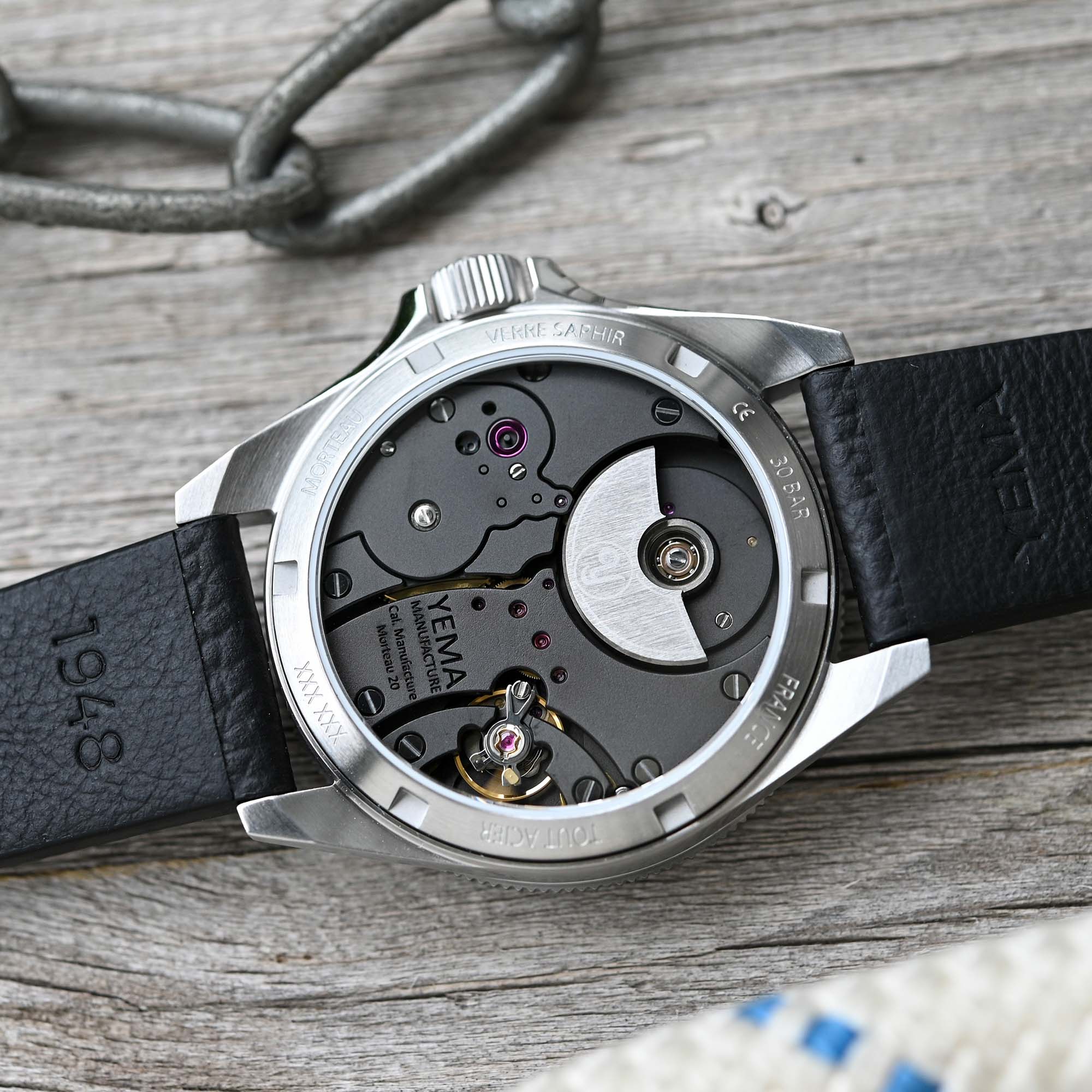 Yema-Navygraf-Slim-CMM.20-Micro-Rotor-Movement-hands-on-review-1.jpg