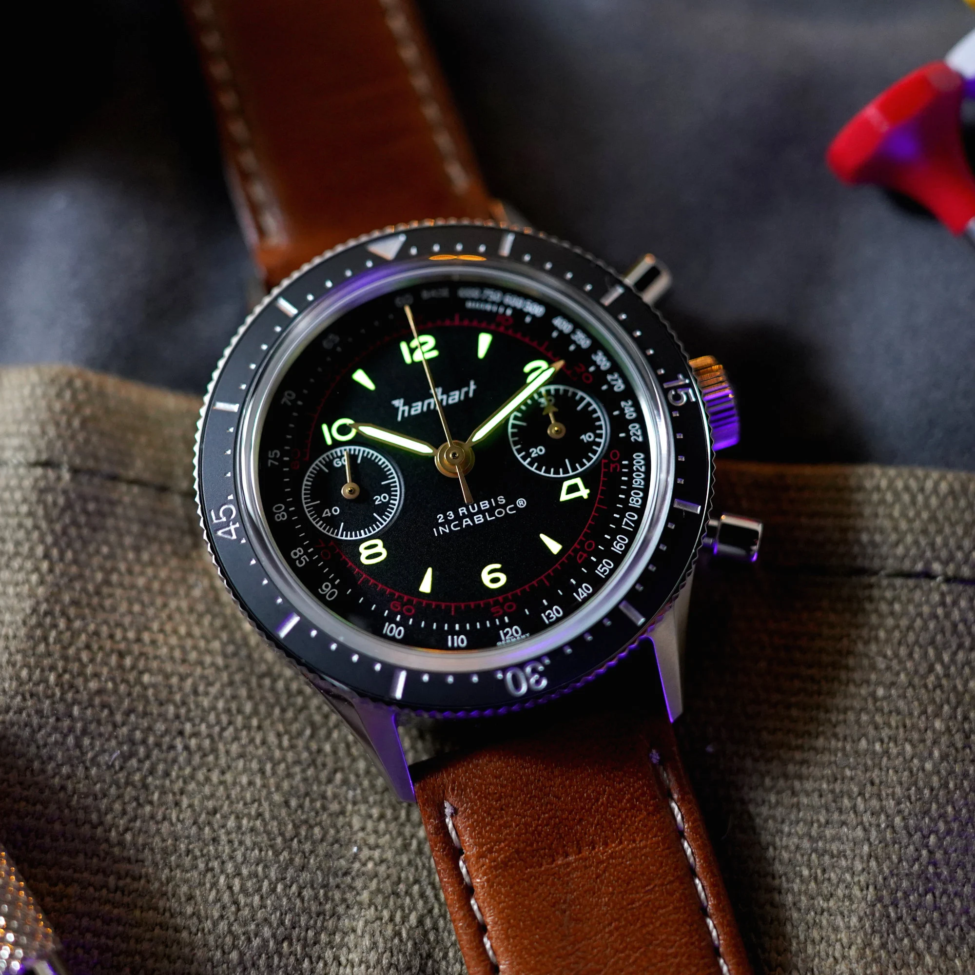 2024-Hanhart-415-ES-Chronograph-5.jpg