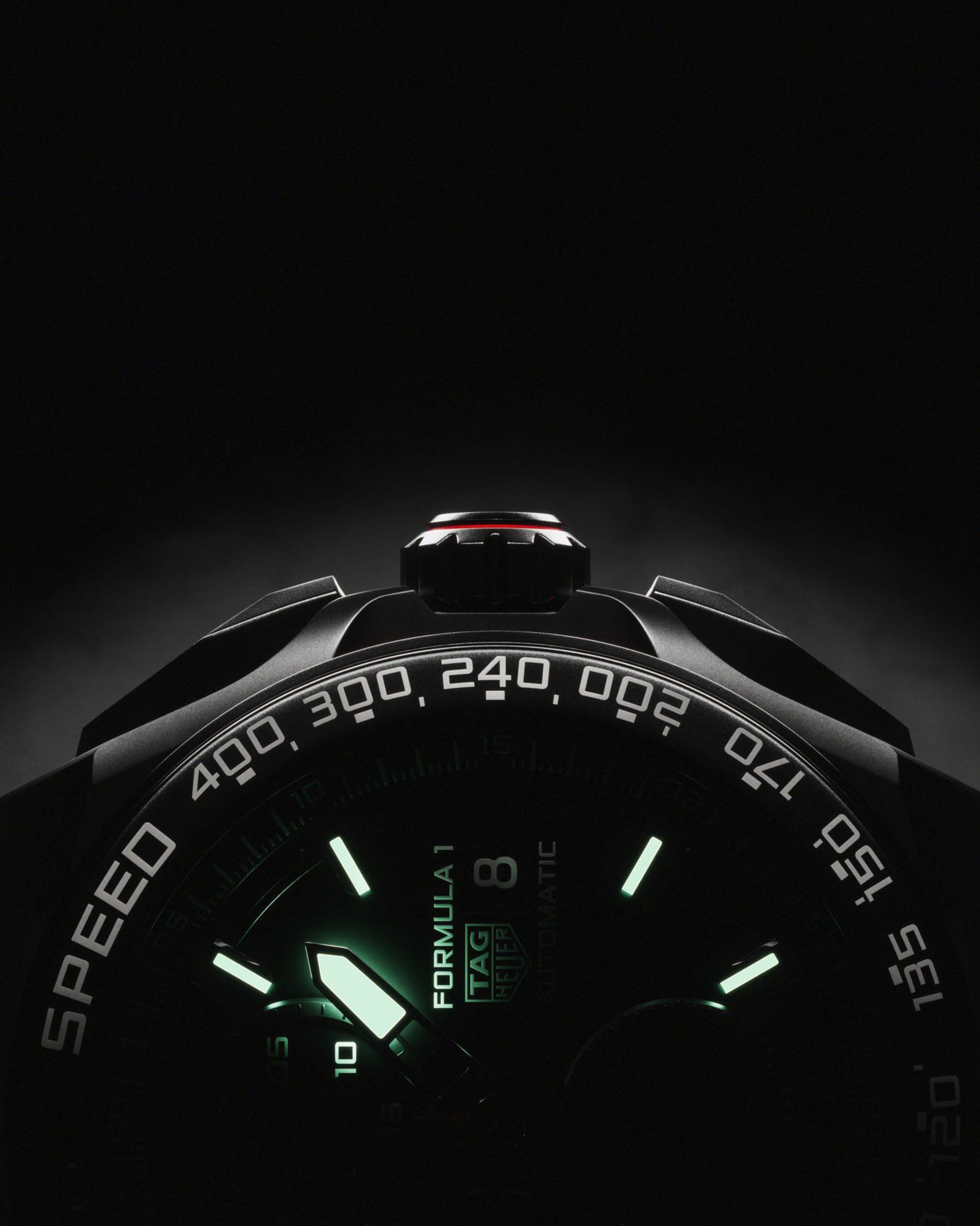 9.TAG HEUER泰格豪雅重磅回歸巨獻 全新F1系列于腕間重燃競速激情.jpg