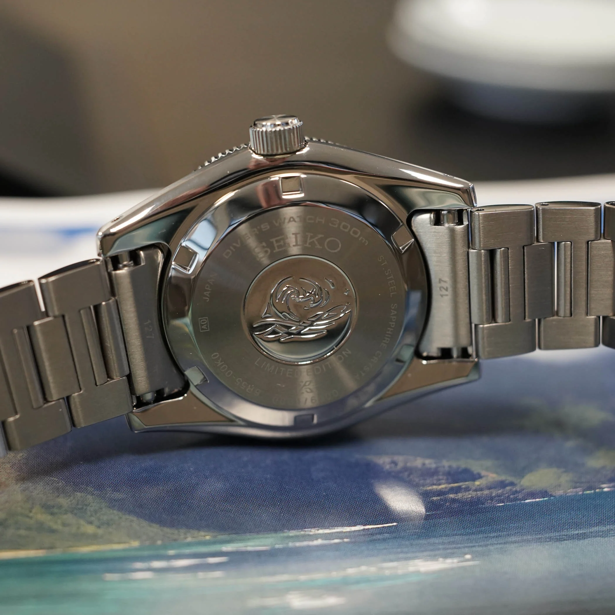 Seiko-Prospex-1965-Heritage-Diver-SPB511-Limited-Edition-60th-anniversary-wave-dial-review-6.jpg