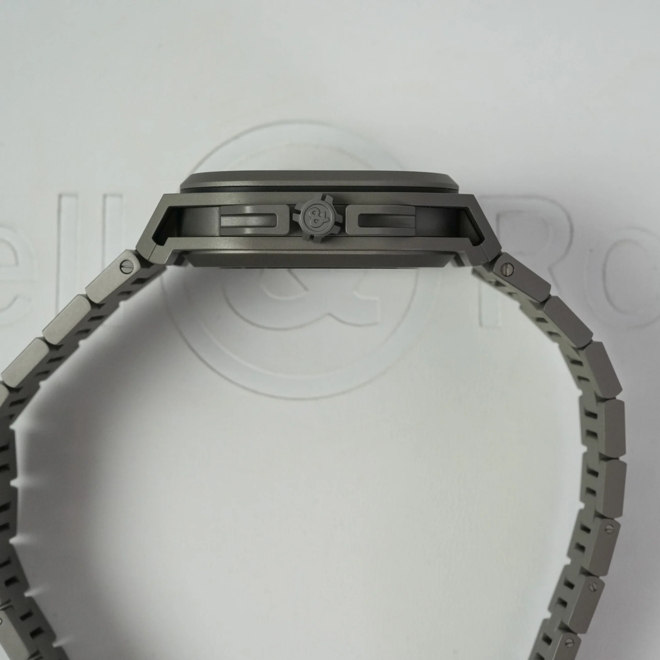 Bell-Ross-BR-X5-Black-Titanium-review-2.jpg
