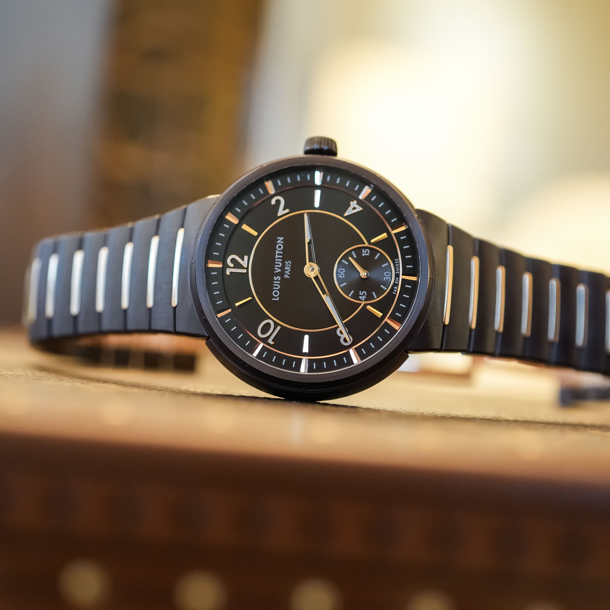 Louis-Vuitton-Tambour-Ceramic-brown-rose-gold-review-1.jpg