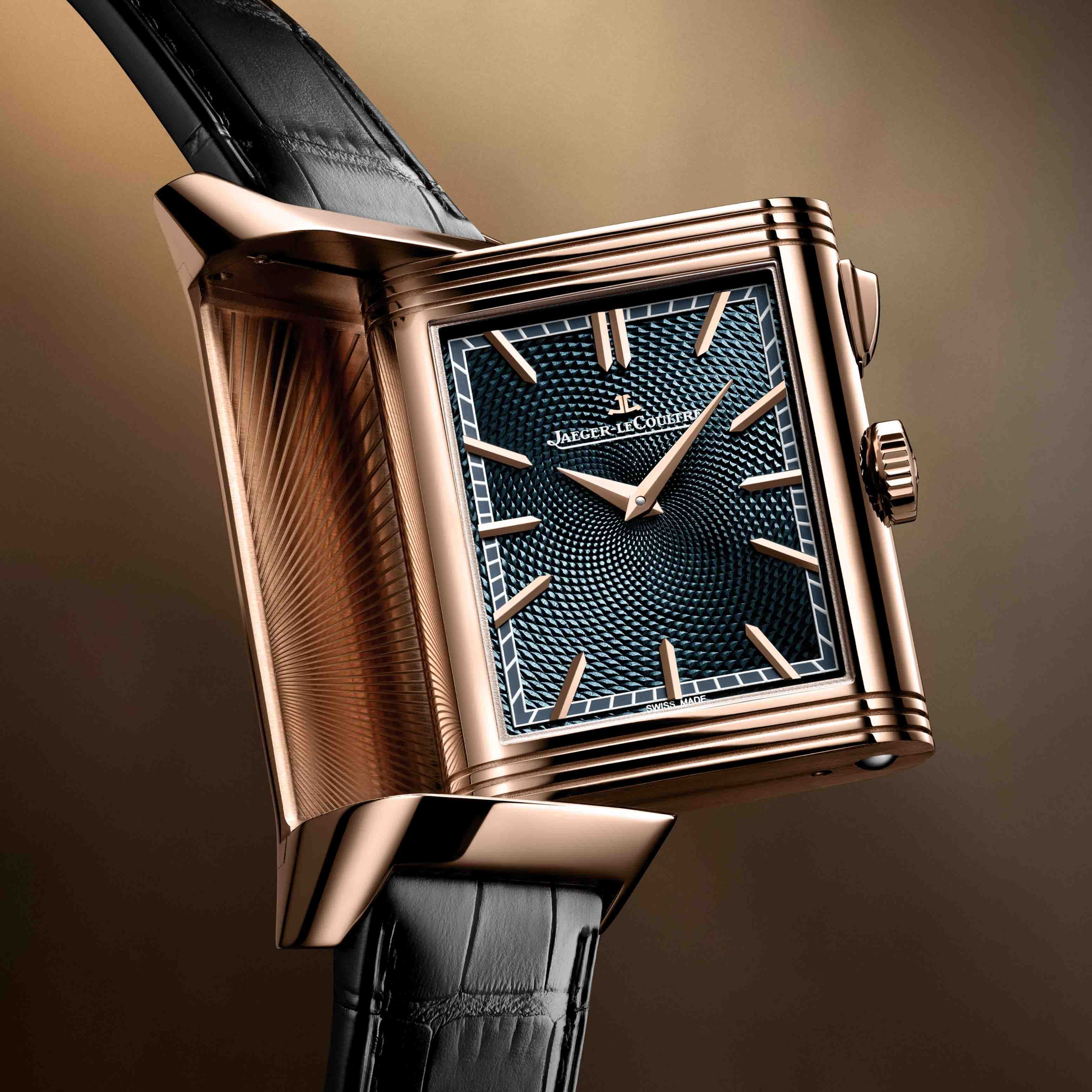 積家呈獻REVERSO TRIBUTE MINUTE REPEATER翻轉系列三問報時腕表