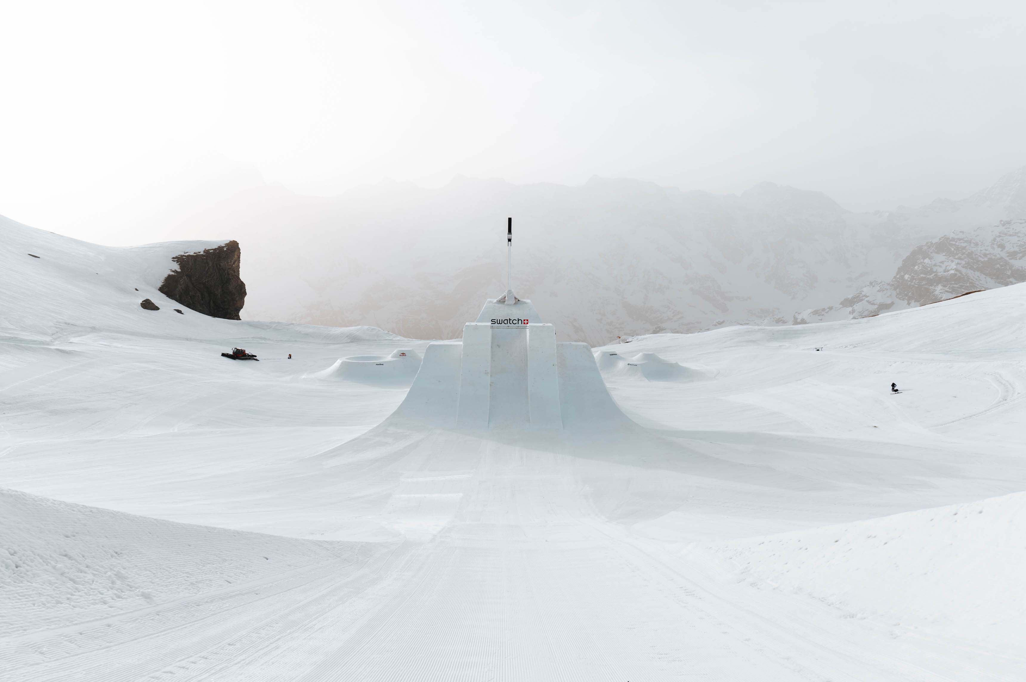 Swatch Nines Snow-2.jpg
