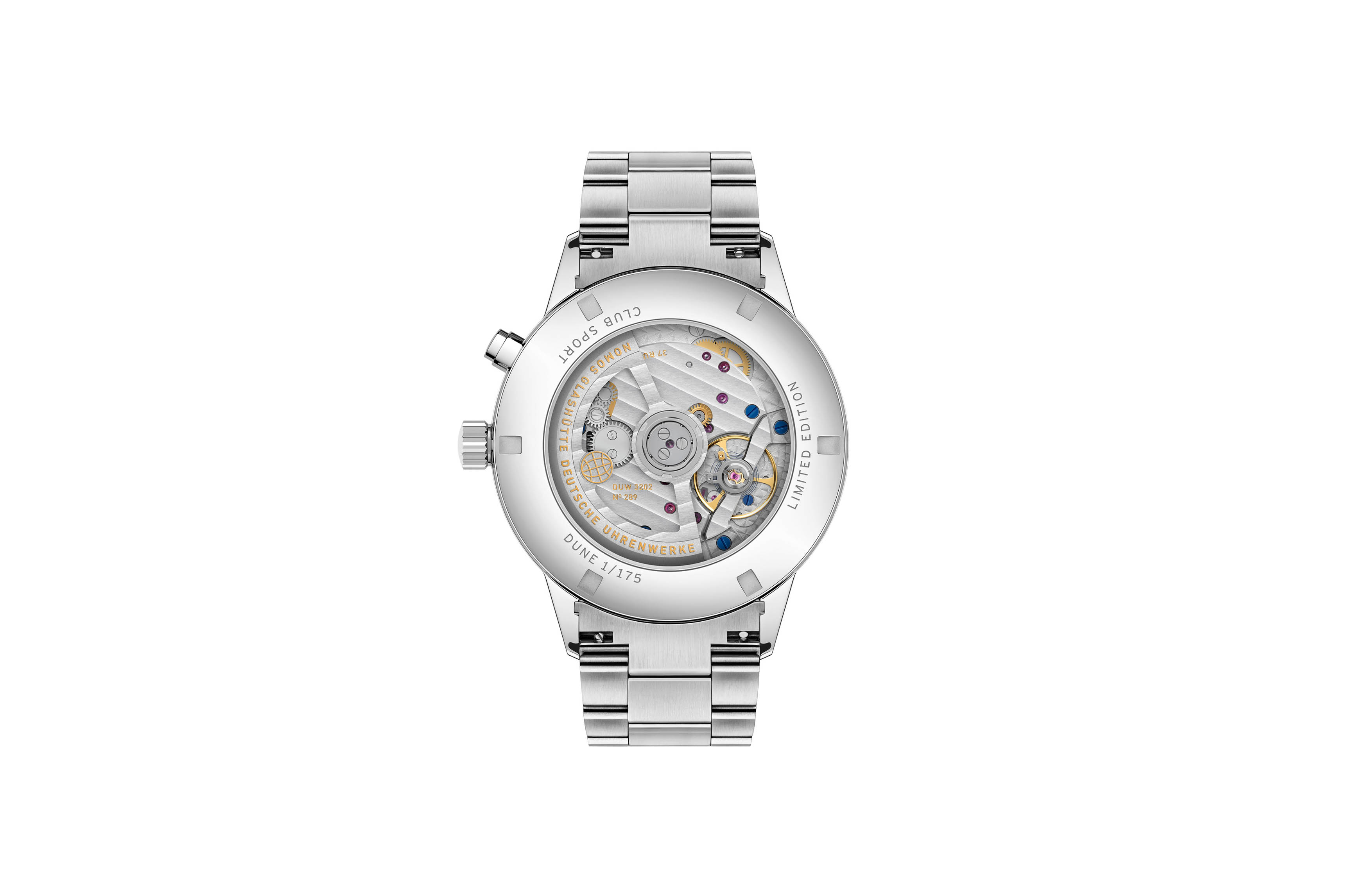02_NOMOSGlashuette_0790_S6_Club_Sport_neomatik_Worldtimer_Dune_3543x2362px.jpg