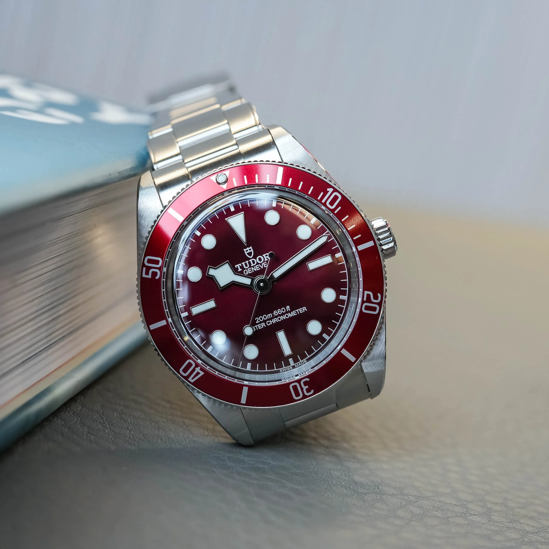 Tudor-Black-Bay-58-Burgundy-Dial-Bezel-2025-review-17.jpg