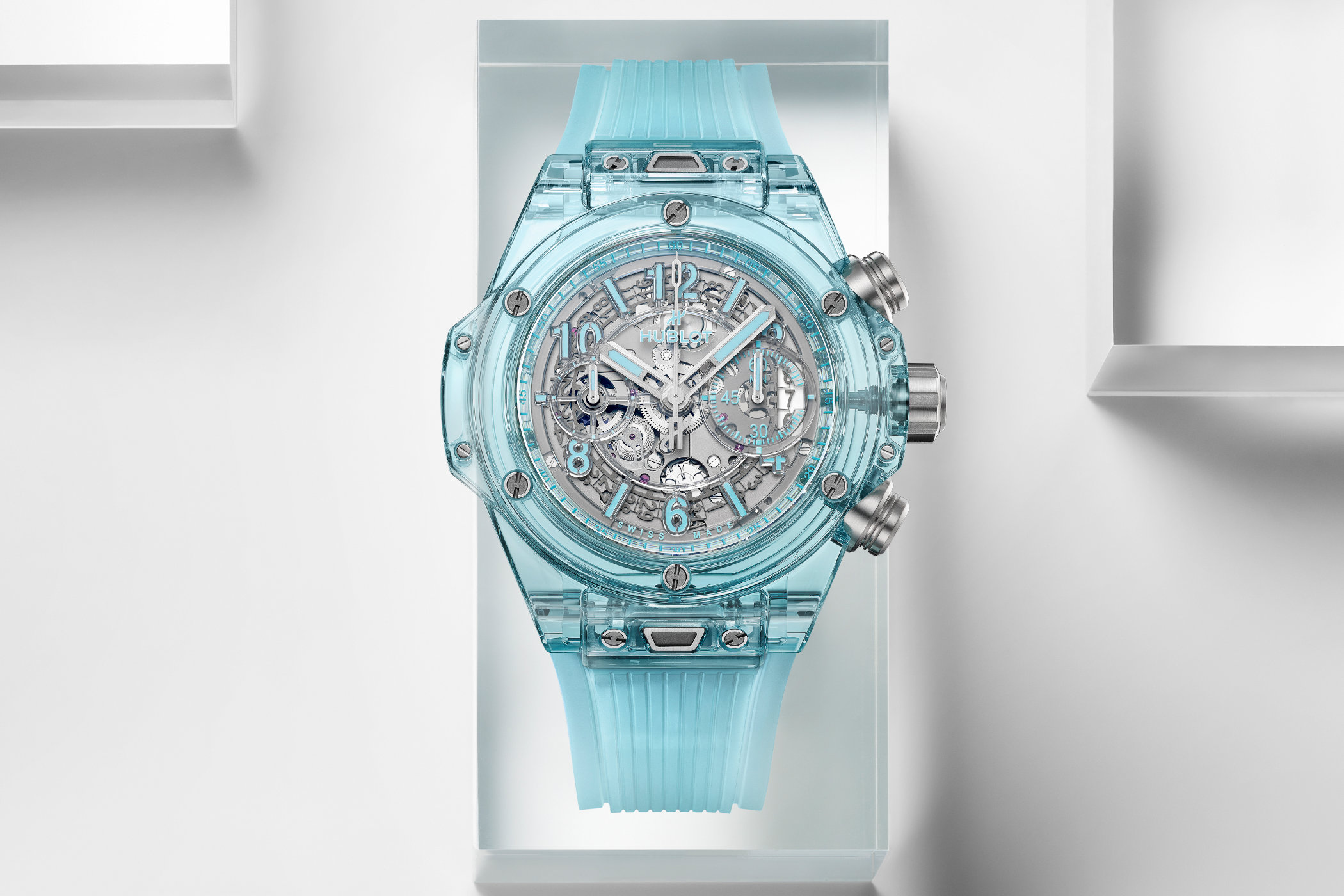 Hublot-Big-Bang-Unico-Water-Blue-Sapphire-1.jpg