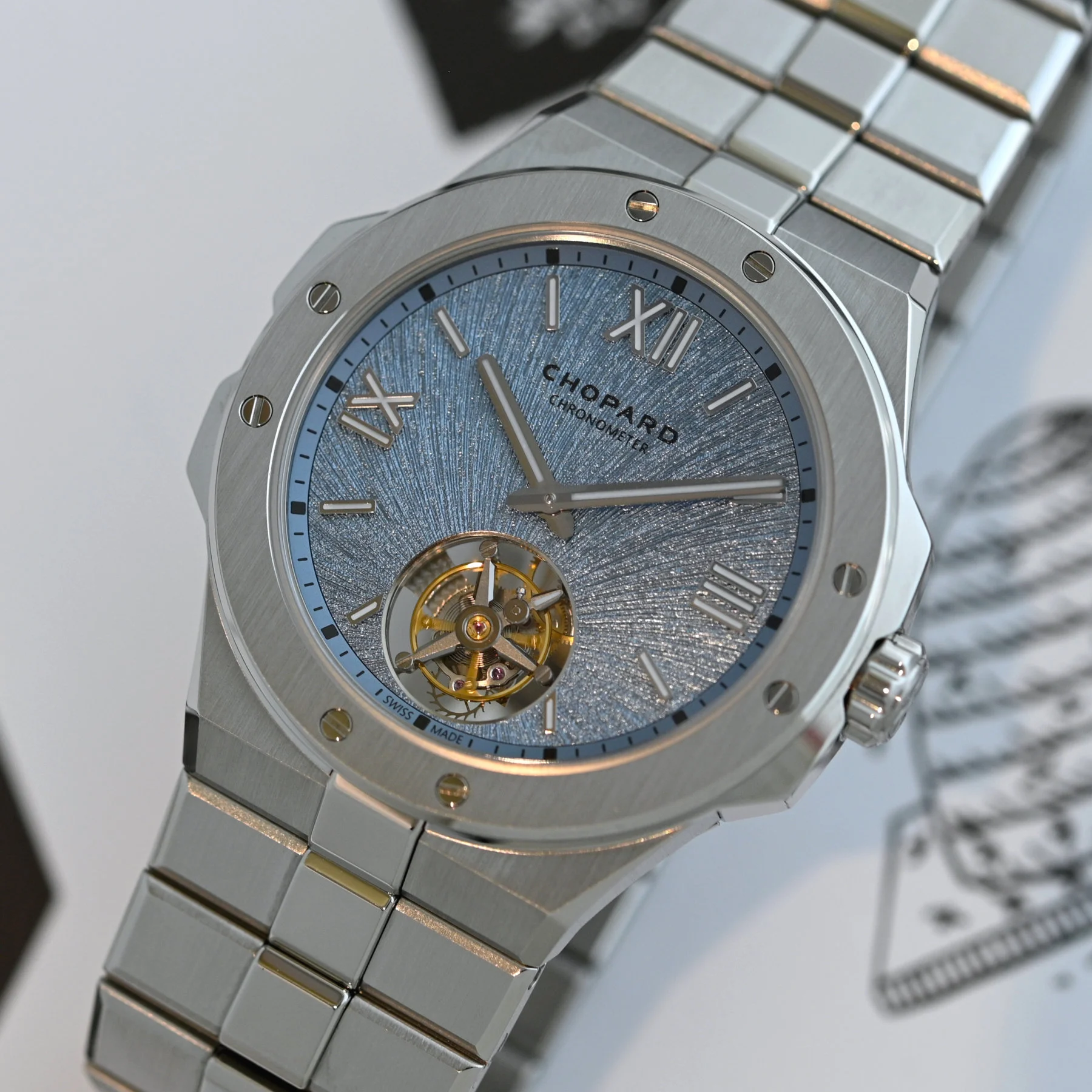 2025-Chopard-Alpine-Eagle-Flying-Tourbillon-Rhone-Blue-1.jpg