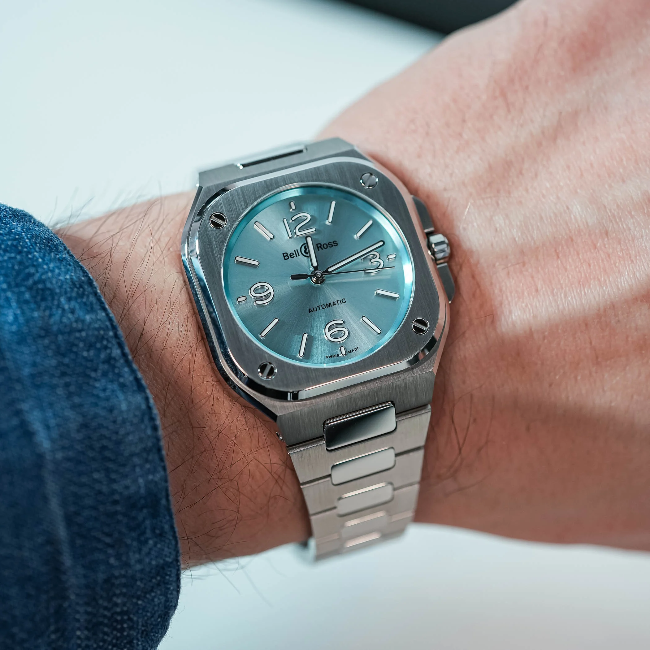 全新、更緊湊的 Bell & Ross BR-05 36mm