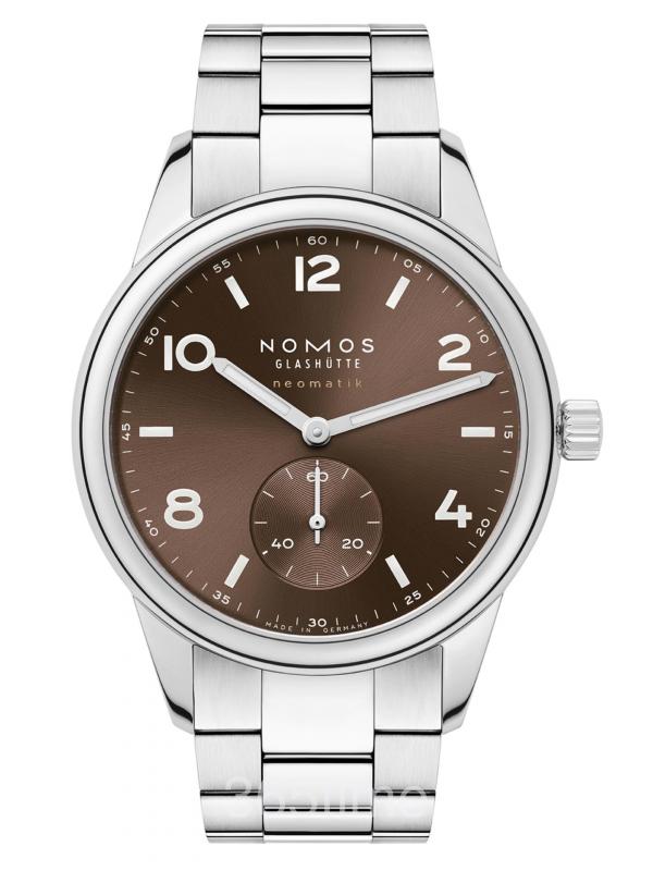 NOMOS Club Sport neomatik 39 smoke（型號760）